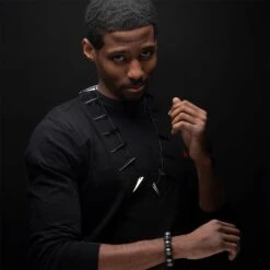 Marvel Black Panther Collector Replica Set - Kimoyo Beads And Tchalla Necklace (Worldwide Exclusive) 15 Marvel Black Panther Collector Replica Set - Kimoyo Beads And Tchalla Necklace (Worldwide Exclusive) -Action Figures Shop 12737200 2204846130436717