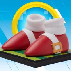 DUST Limited Edition Sonic Shoes Mini Collectible - Classic Version Zavvi Exclusive -Action Figures Shop 13735447 1624947471722175